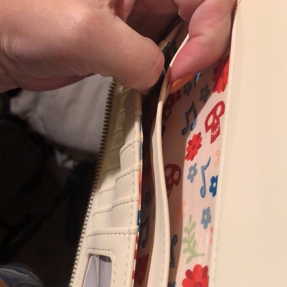 White Coco Satchel turn Crossbody bag - Picture 5 of 12